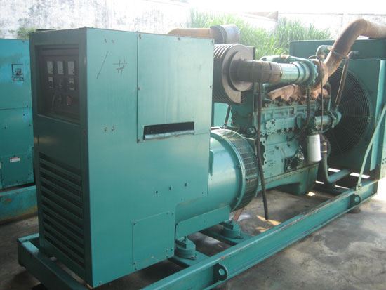 涞水租赁发电机- 发电机碳刷磨损的原因是什么