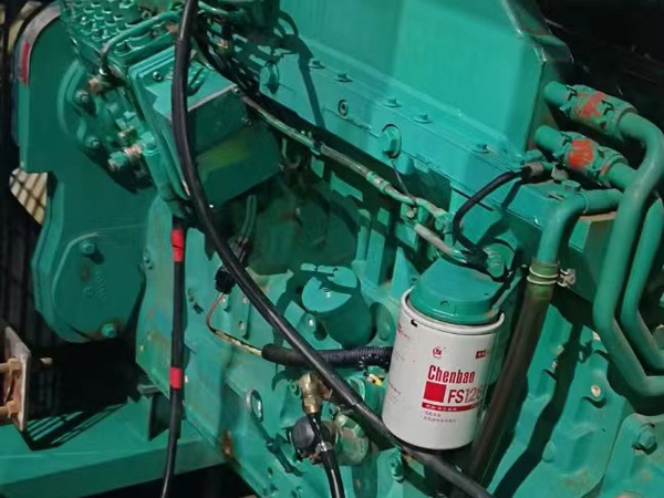 涞水如何确定新的发电机组控制系统是否与原系统兼容？