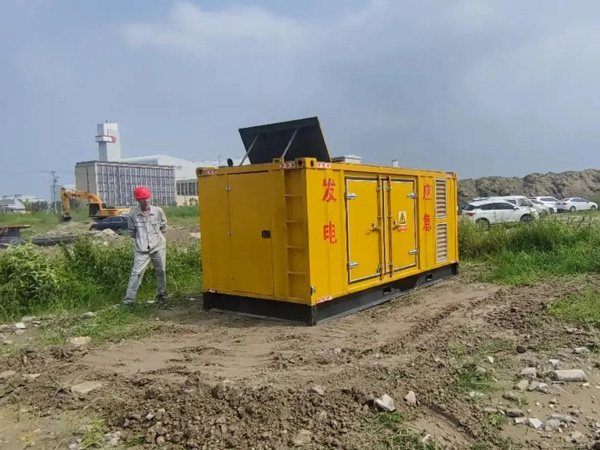 涞水200KW柴油发电机机组每小时的油耗量受哪些因素影响？